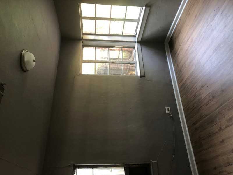 2010 Royal St - Photo 3 of 19