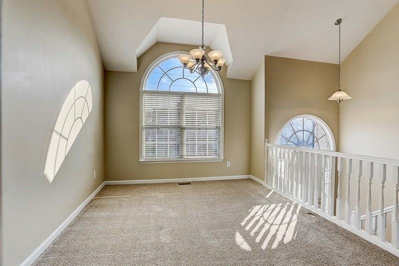 2000 Whitney Creek Dr #3 - Photo 6 of 11