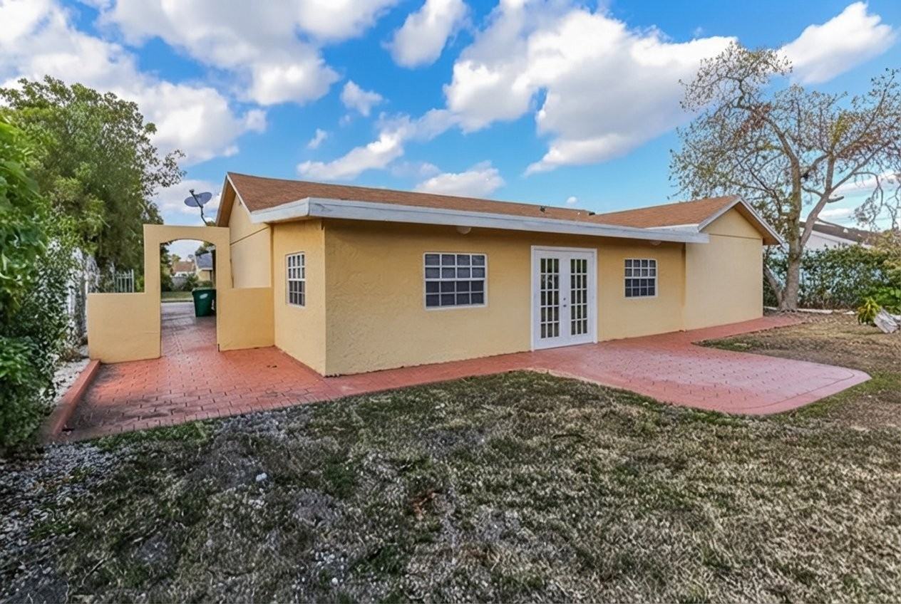 11219 Sw 167th Ter - Photo 3 of 10