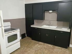 1606 Poplar St #2 - Photo 1 of 1