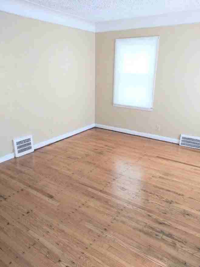 18171 Fielding St - Photo 3 of 13