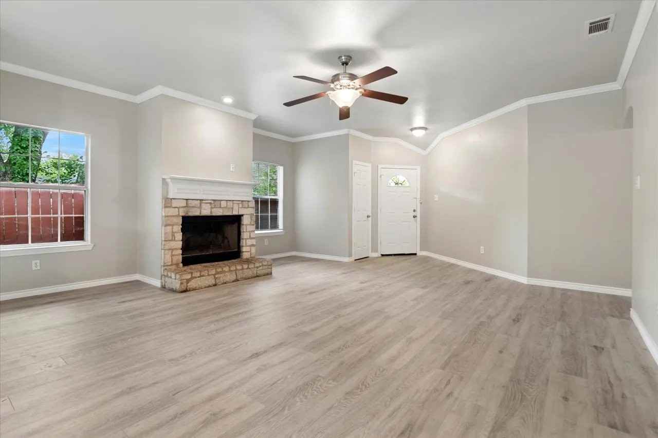 745 Lakeside Dr - Photo 2 of 16