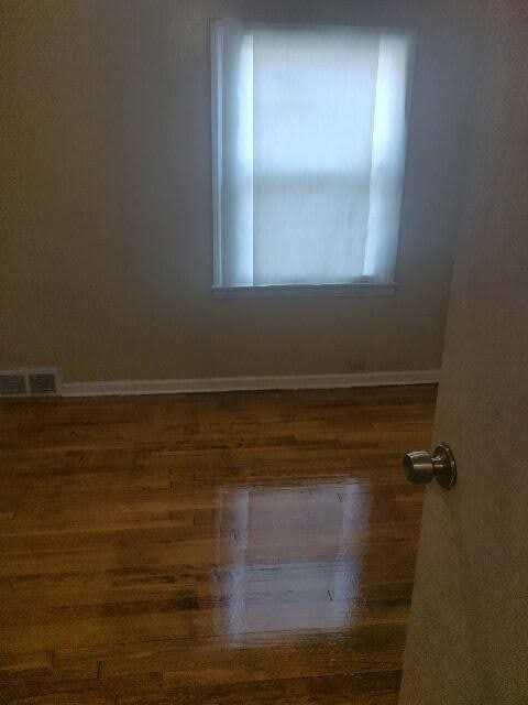 12606 Memorial St - Photo 7 of 10