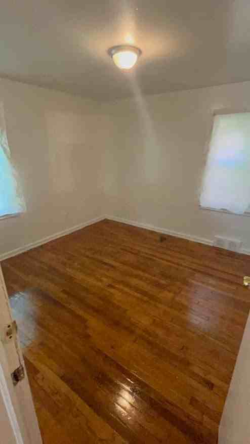18497 Westmoreland Rd - Photo 3 of 20