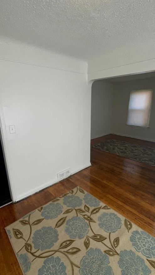 18497 Westmoreland Rd - Photo 5 of 20