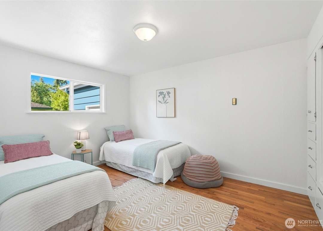 418 Magnolia Ave - Photo 3 of 20