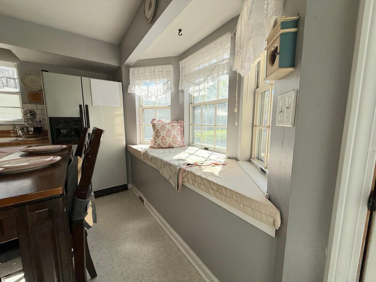 106 Demase St - Photo 6 of 20