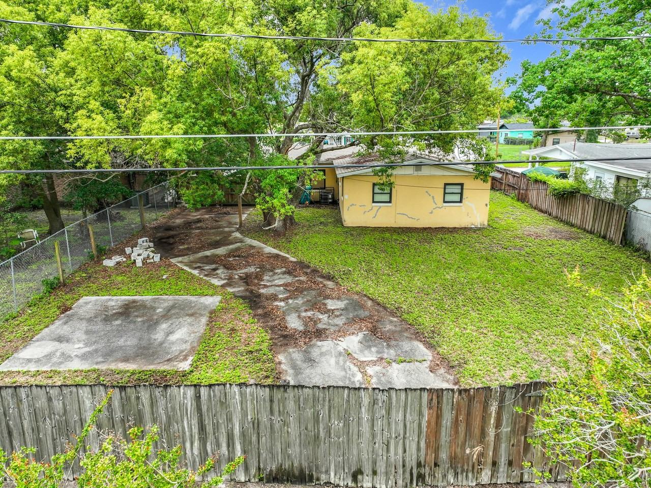 3209 Fitzgerald Dr - Photo 3 of 14