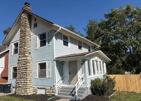 featured image of 5645 Woodland Ave