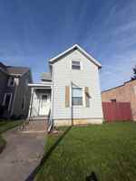 featured image of 2131 N Wells St