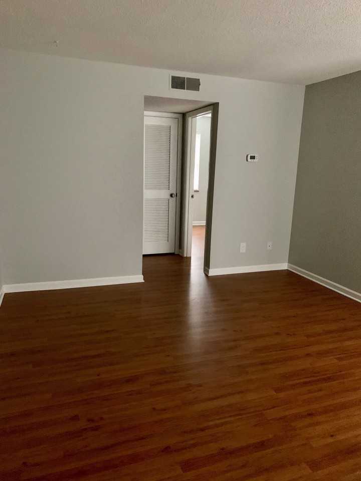 Hialeah Apartments - Photo 5 of 12