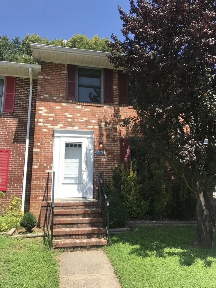 148 Farrell Ln - Photo 2 of 12