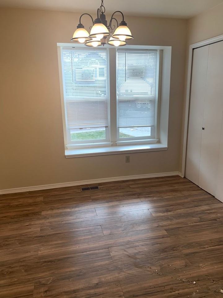 3450 Cedarhurst Way - Photo 2 of 42