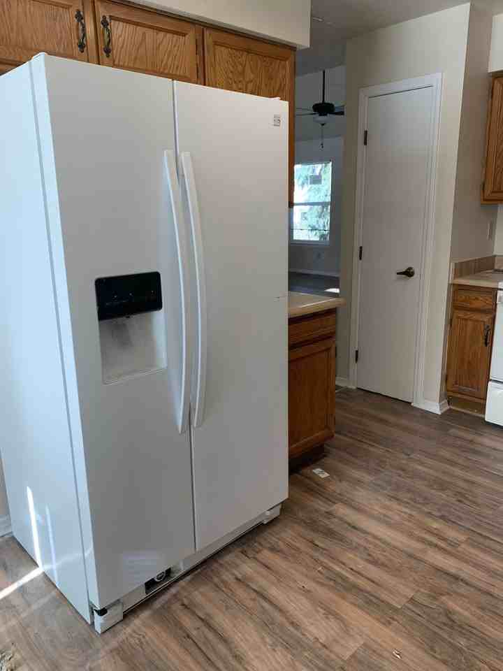 3450 Cedarhurst Way - Photo 3 of 42