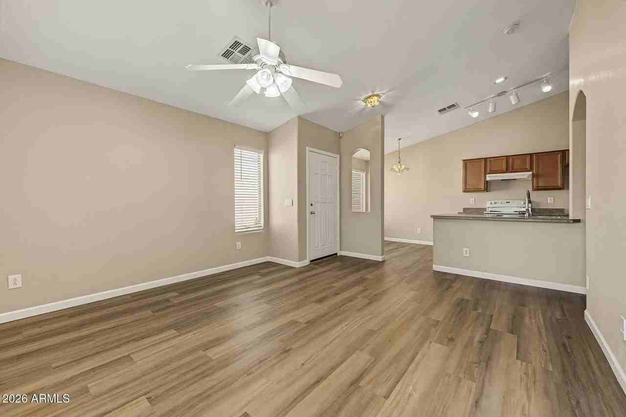42598 W Colby Dr - Photo 2 of 19