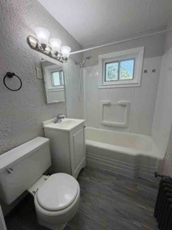 63 W Shevlin Ave - Photo 5 of 12