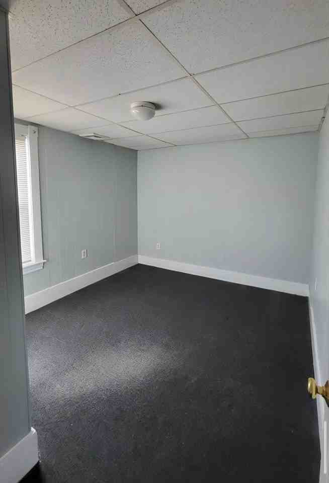 19 Gardner Ave - Photo 4 of 8