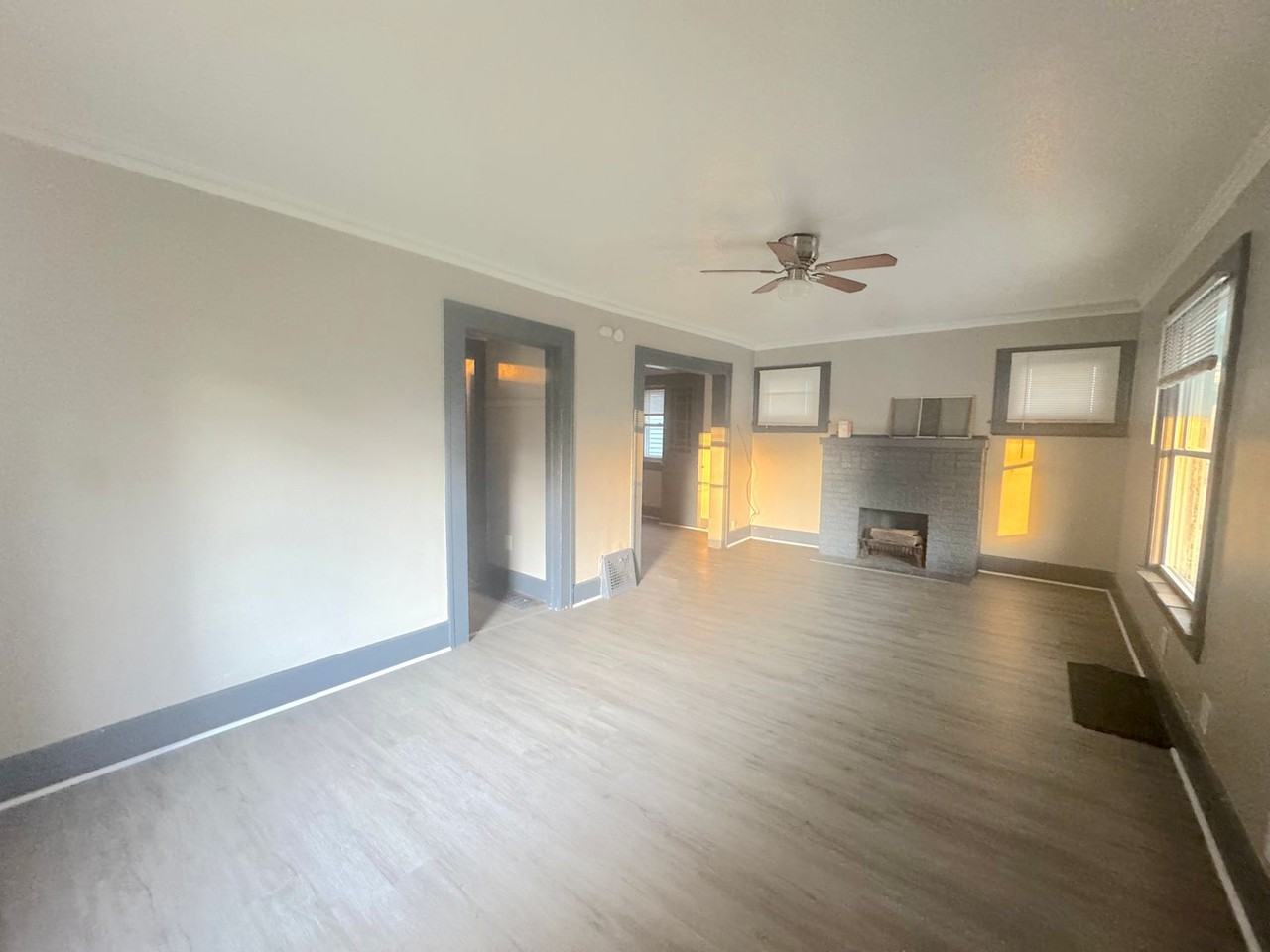973 Whittier Ave - Photo 5 of 10