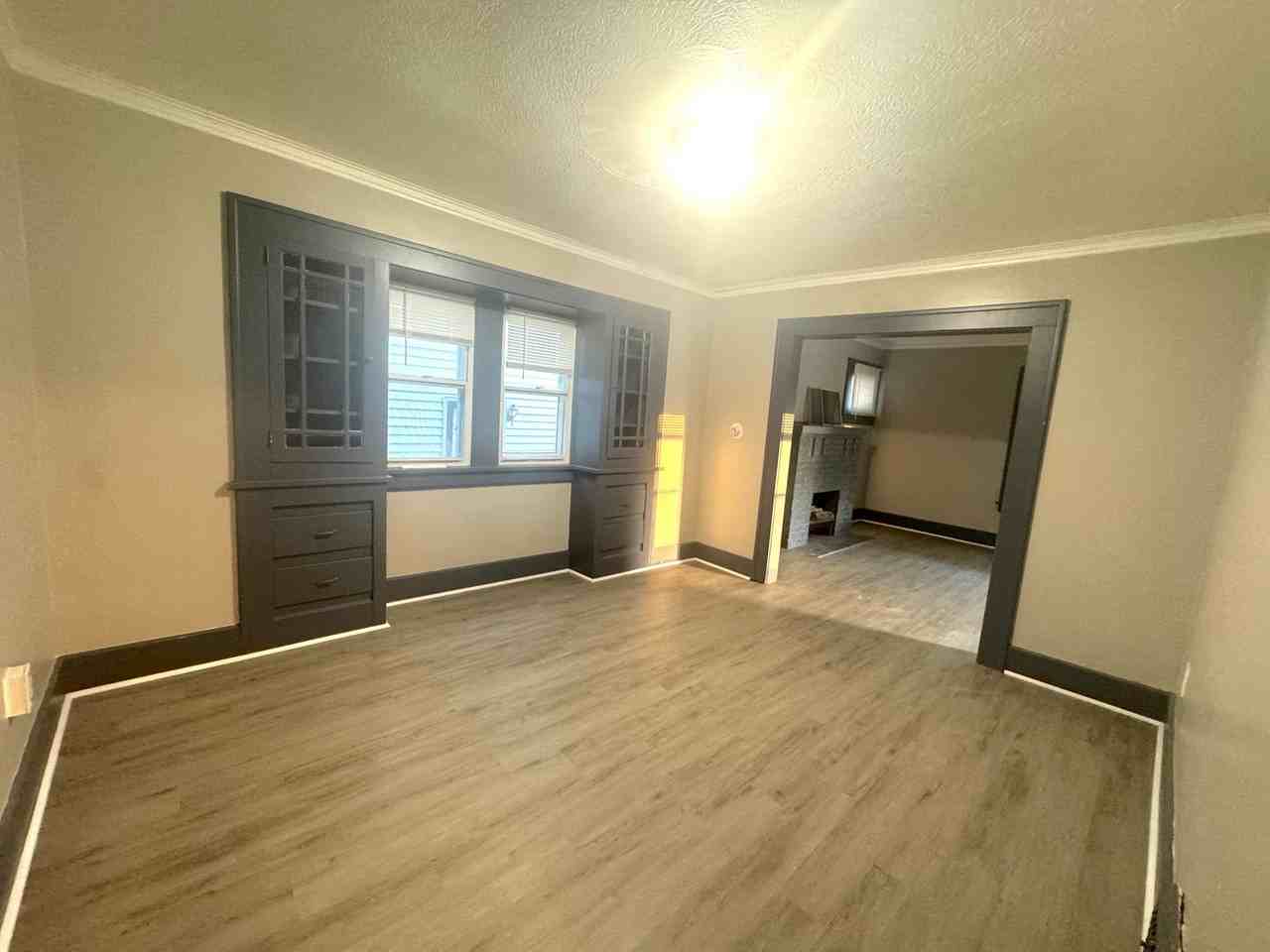 973 Whittier Ave - Photo 6 of 10