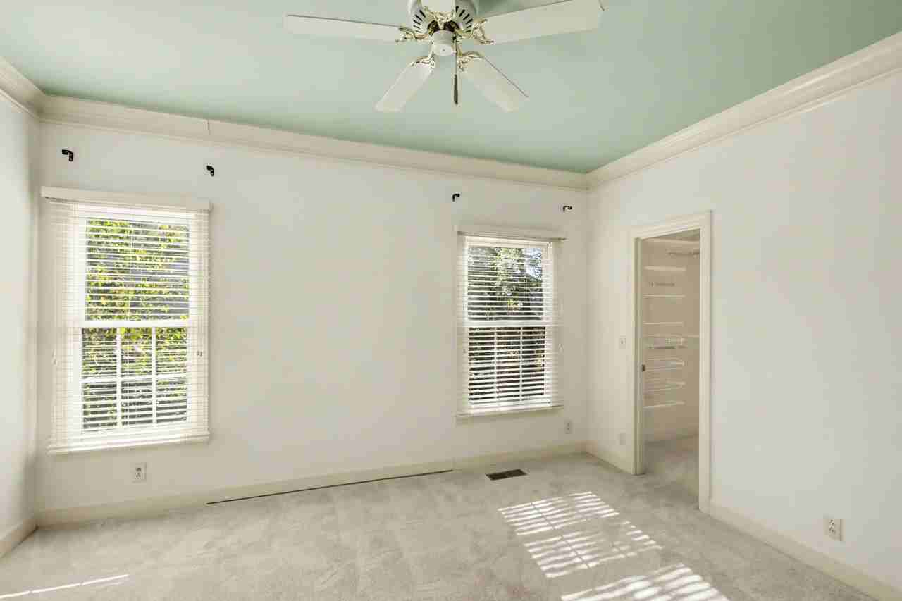512 Belair Way - Photo 7 of 15