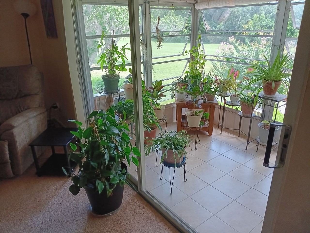 600 Midway Dr - Photo 5 of 27