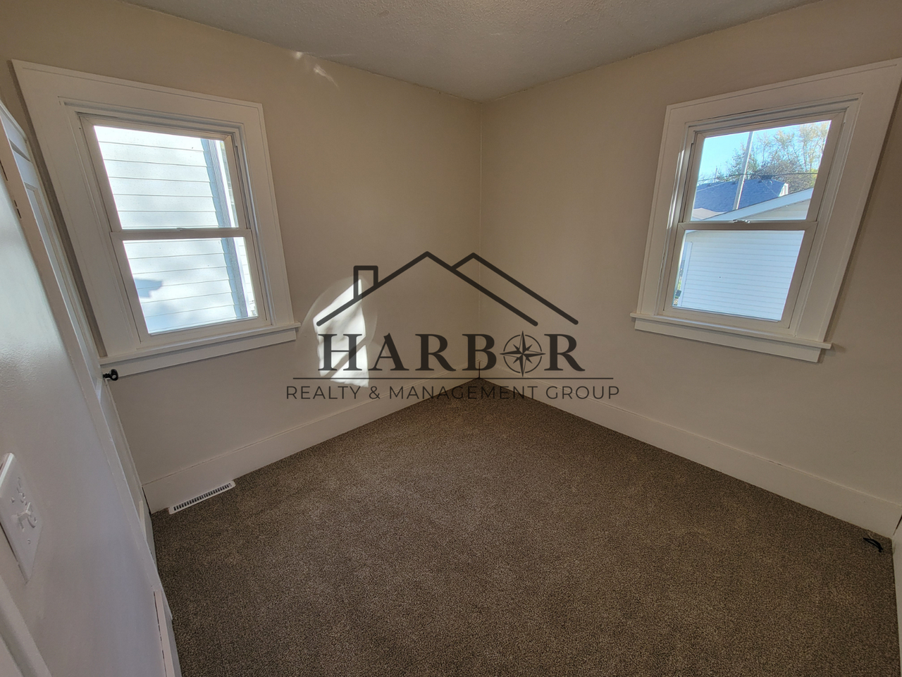 609 9th Ave Sw - Photo 5 of 16