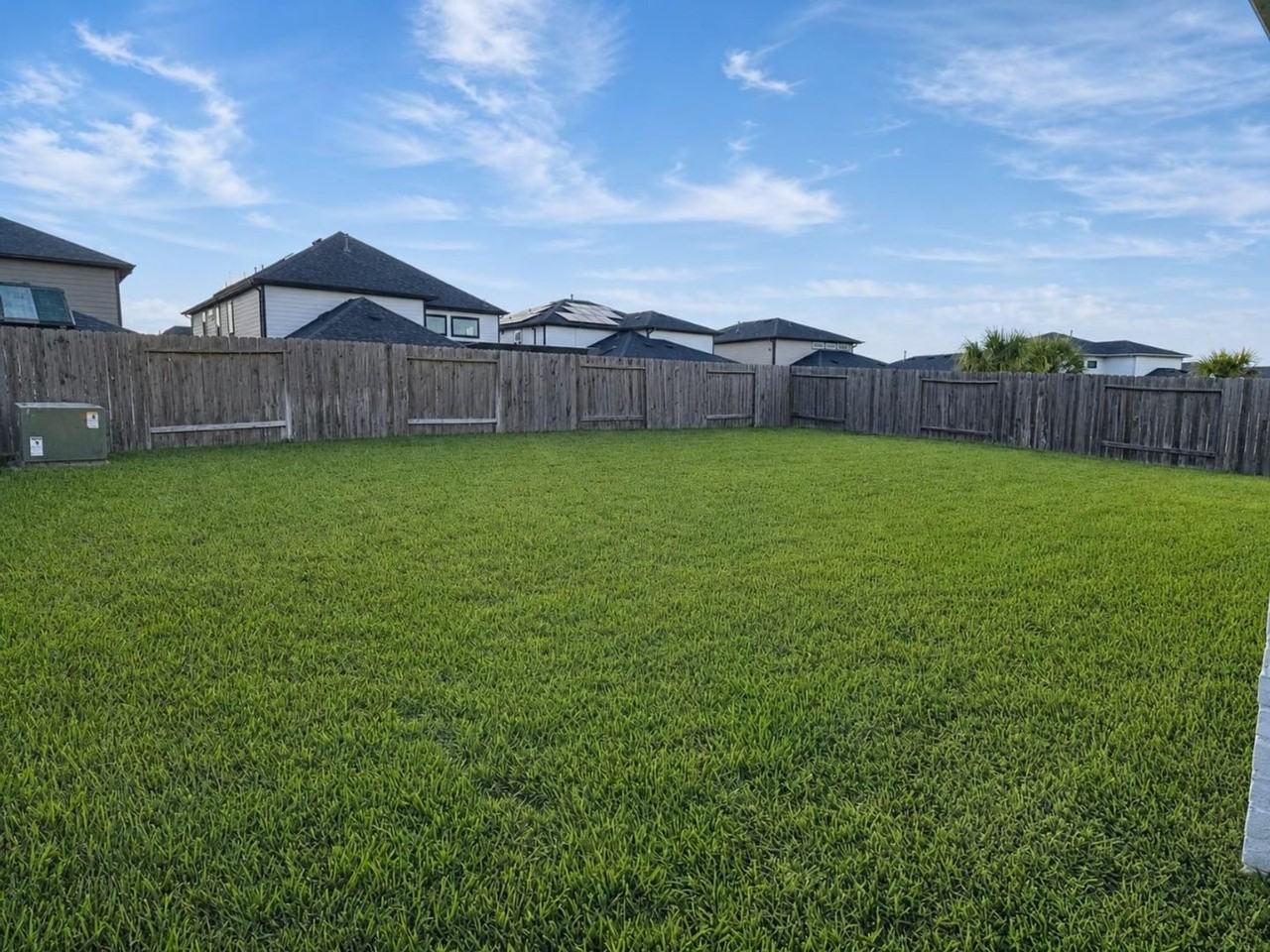 3530 Matterhorn Dr - Photo 4 of 27