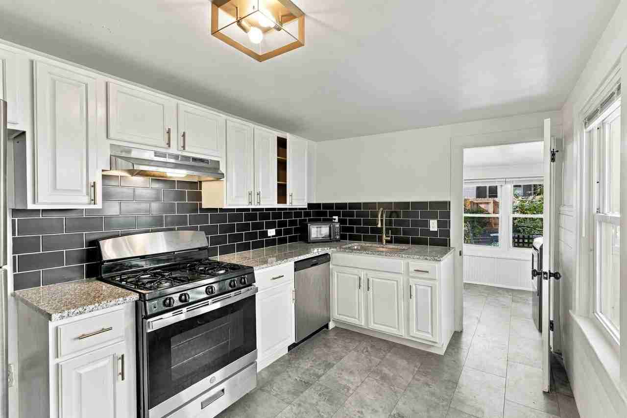 304 N Mulberry St - Photo 4 of 21