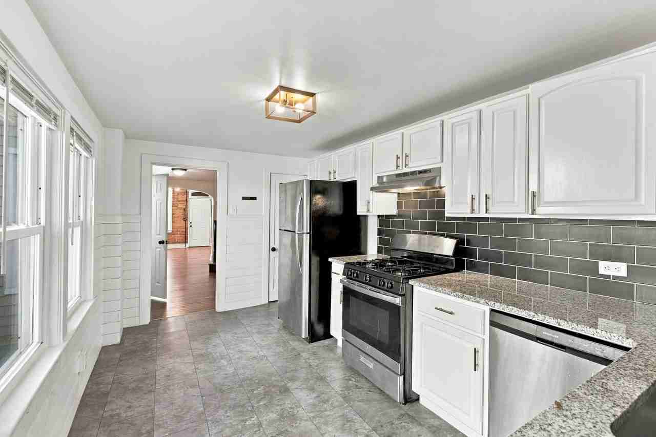 304 N Mulberry St - Photo 6 of 21