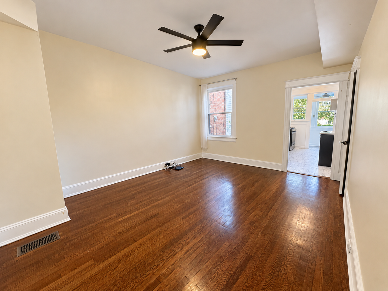 3910 Kansas Ave Nw - Photo 6 of 24