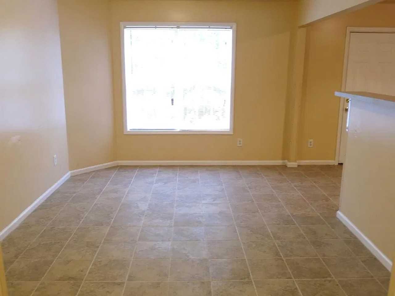 2817 Herndon Village Way - Photo 4 of 19