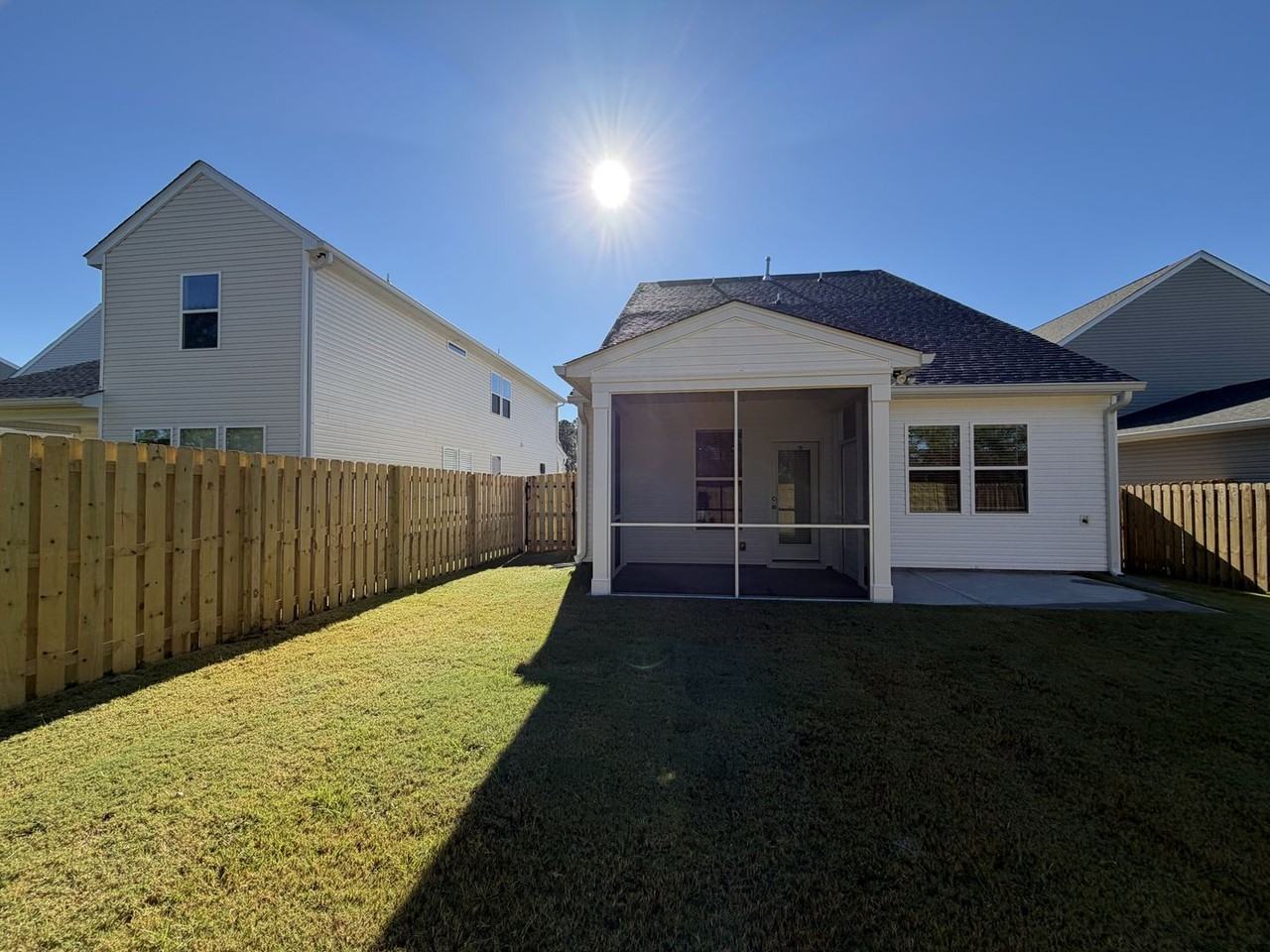 830 Tess St - Photo 4 of 28