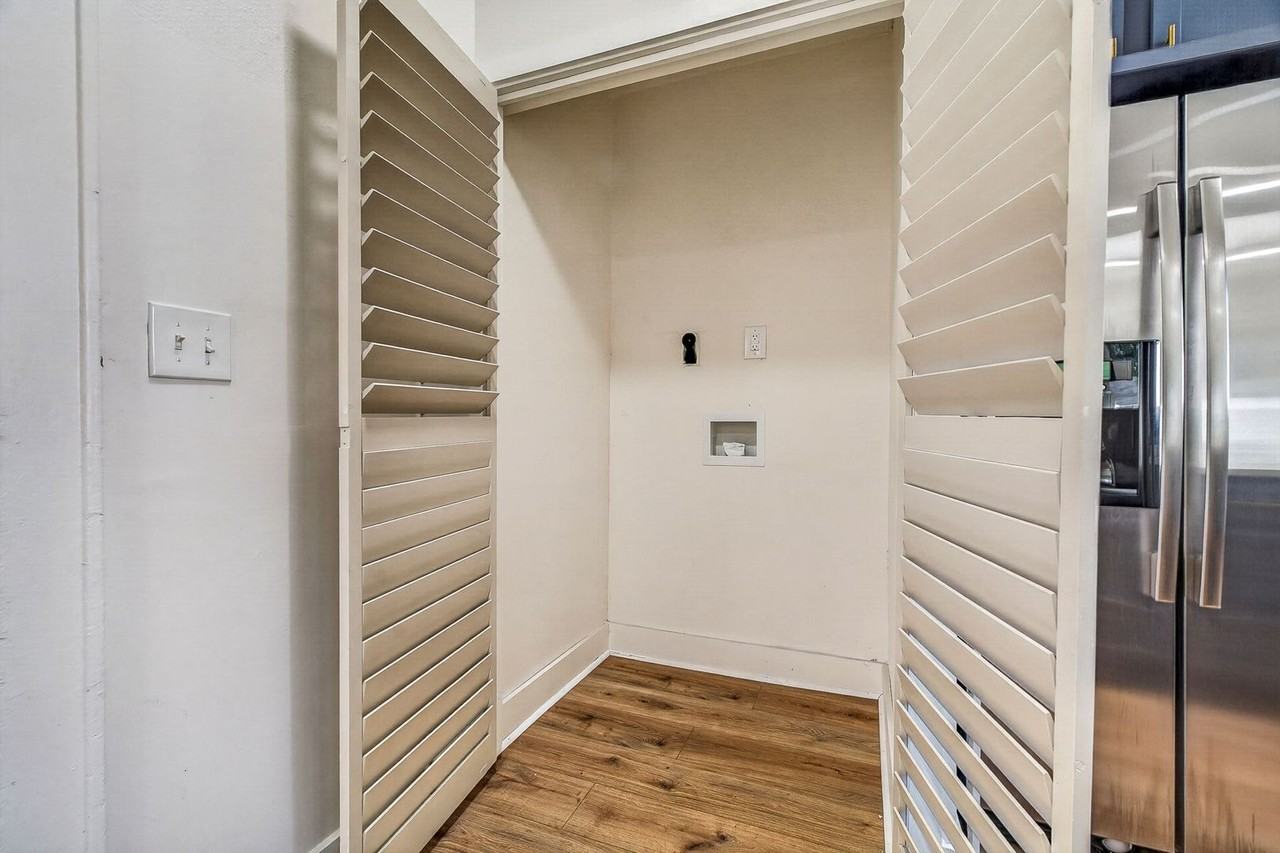 2660 Olympia Ave - Photo 7 of 19