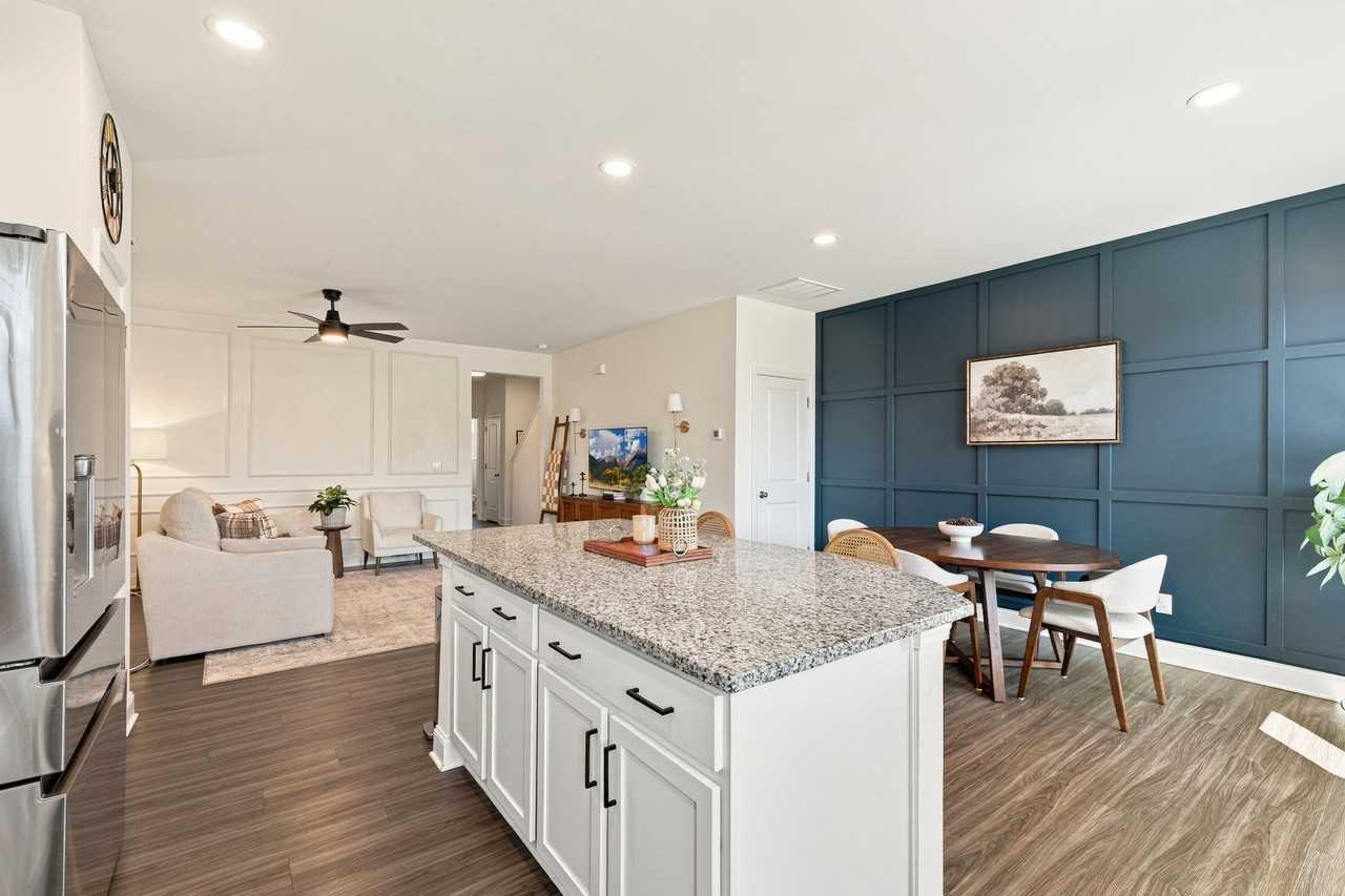 1808 Grassy Falls Ln - Photo 5 of 22