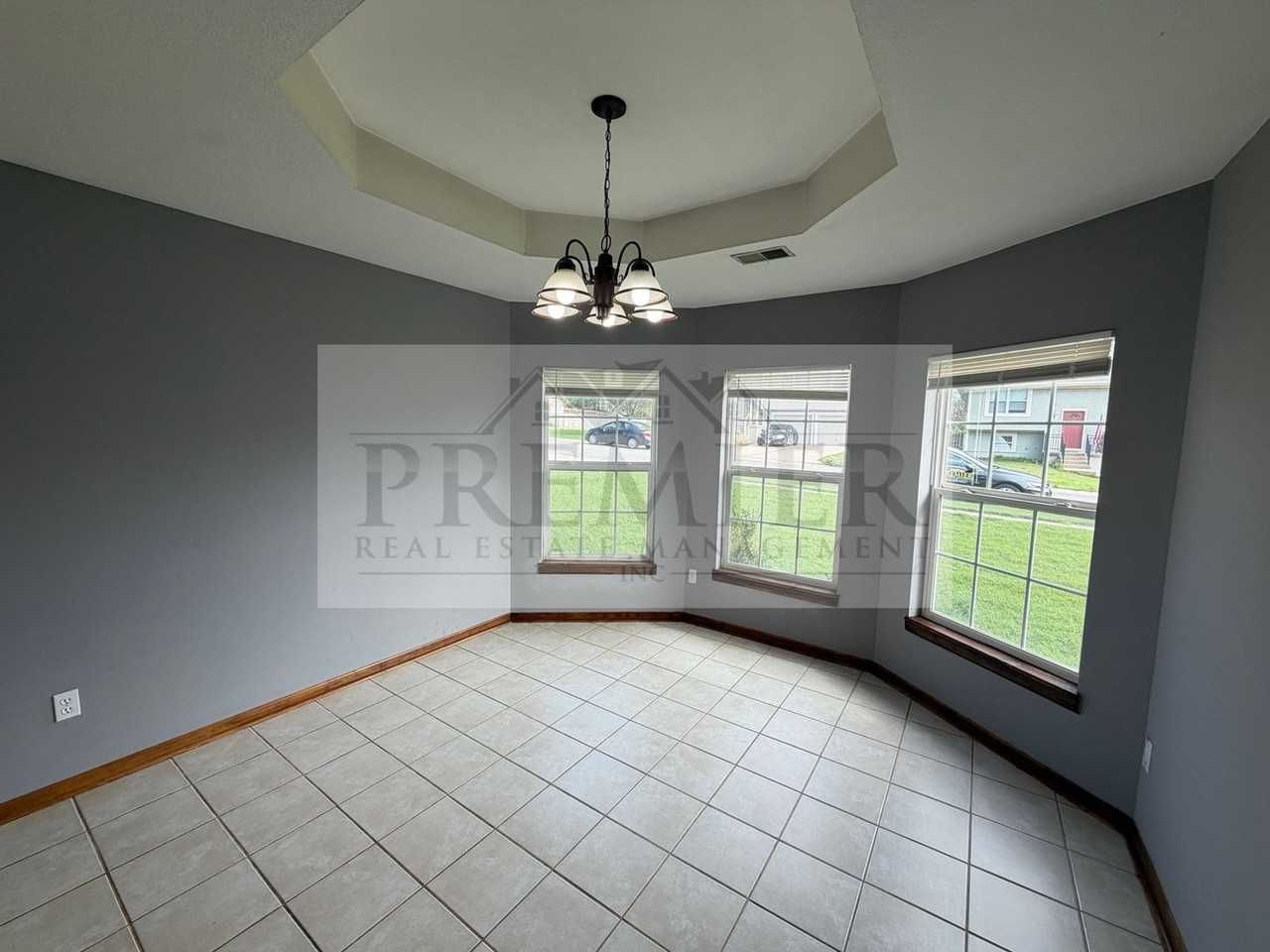 420 N Savage Ct - Photo 5 of 18