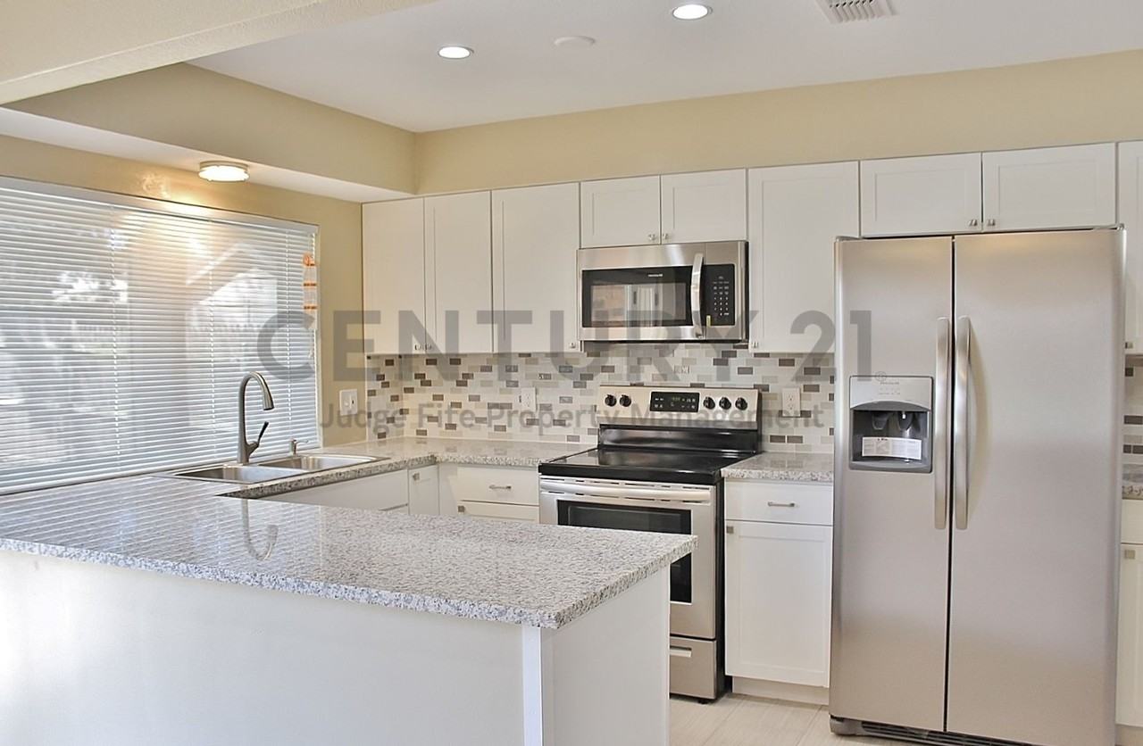 302 Linkwood Dr - Photo 6 of 24