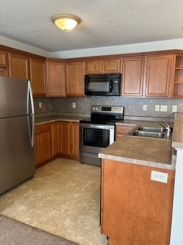 144 Clusters Cir - Photo 2 of 32