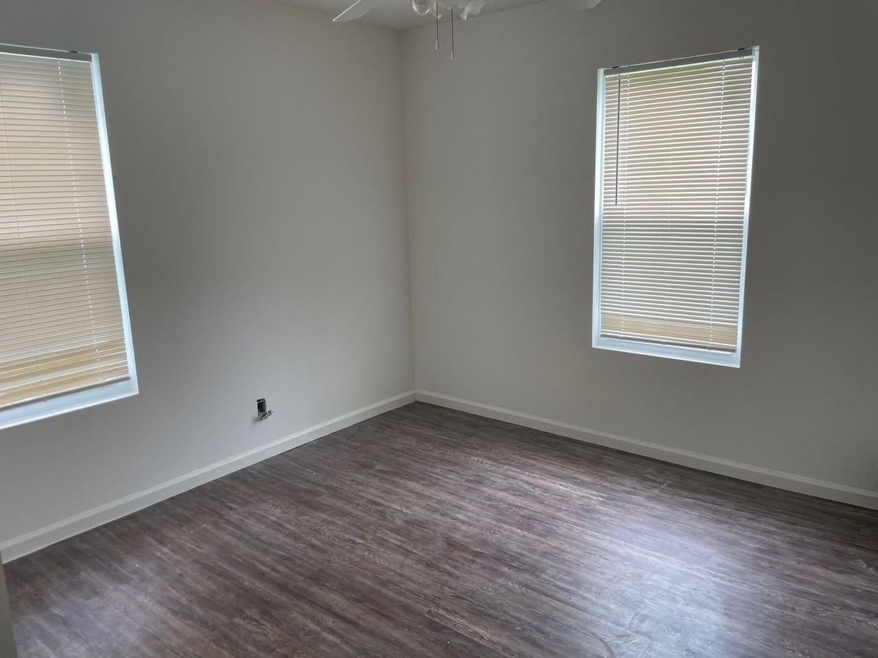 4009 Harvard St - Photo 7 of 8