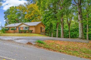 3020 Spring Creek Village Rd - Photo 1 of 1