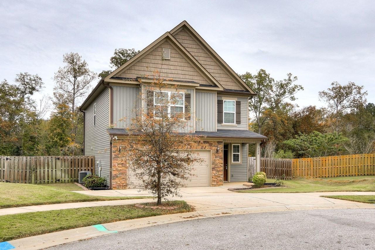 248 Caroleton Dr - Photo 3 of 40
