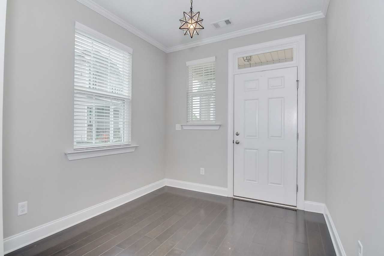 248 Caroleton Dr - Photo 5 of 40