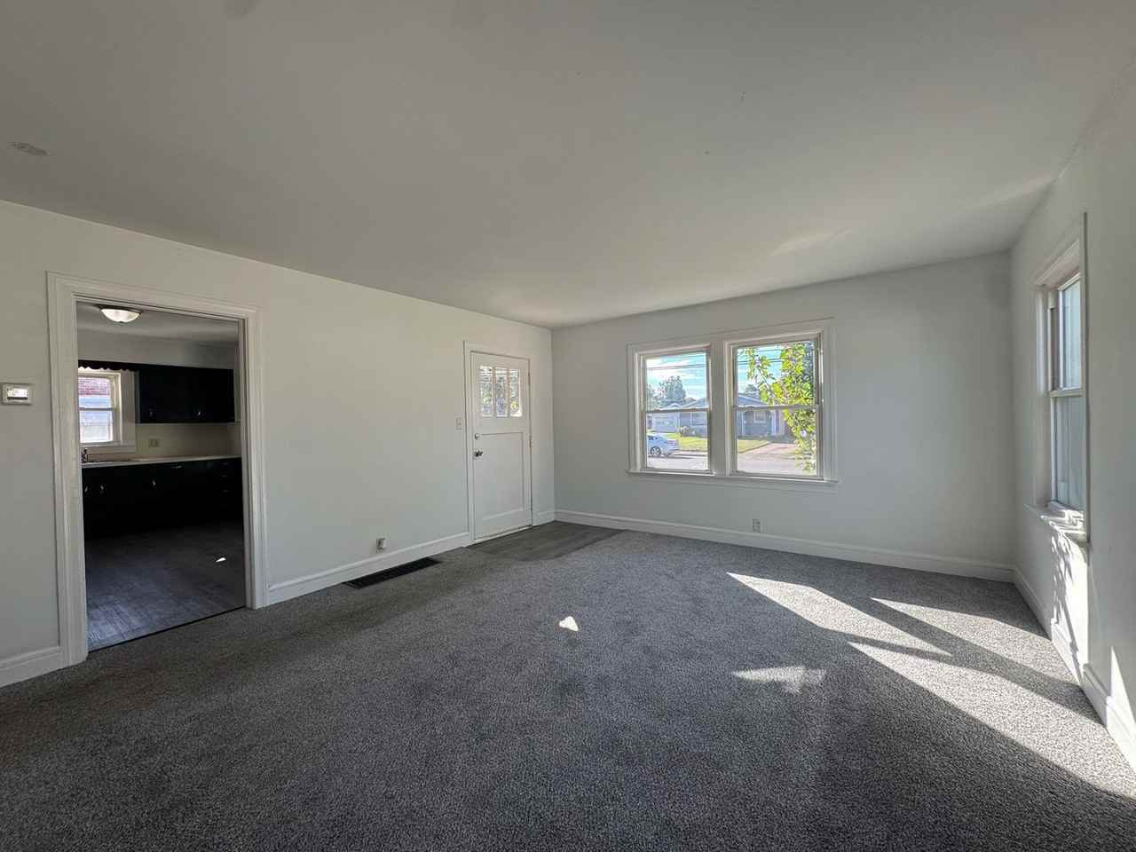 2252 E Tennessee St - Photo 4 of 14