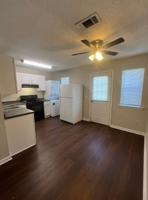 featured image of 220 Lanier Dr
