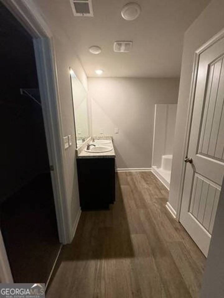 170 Goodall Woods Dr - Photo 7 of 8