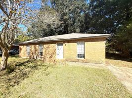 featured image of 3825 Pickfair St
