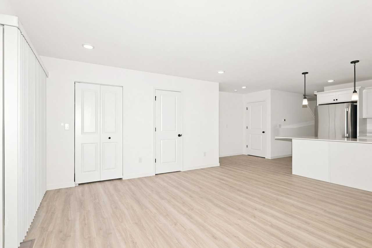 576 E Dale Ave - Photo 5 of 27