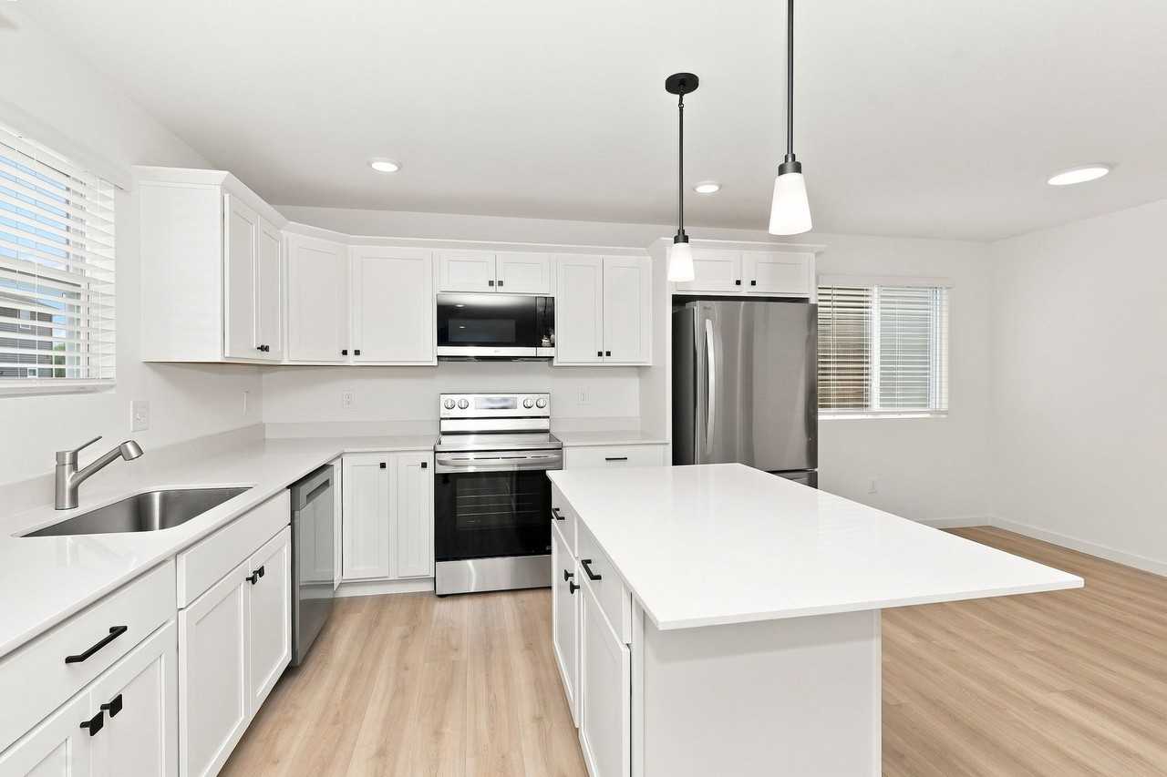 3177 Quail Ridge Ct - Photo 4 of 27