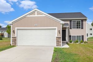 featured image of 485 River Oaks Dr