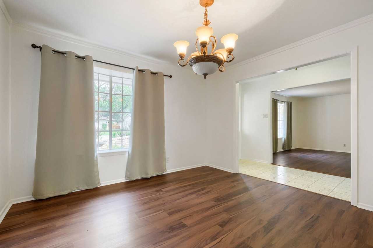 6014 Winterhaven Dr - Photo 4 of 26