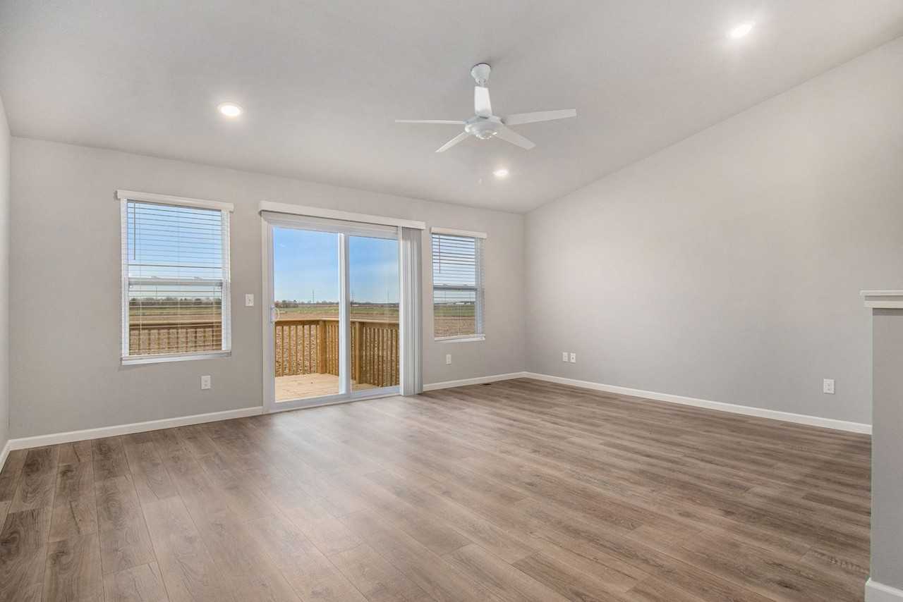 5443 E Karen Ct - Photo 5 of 18